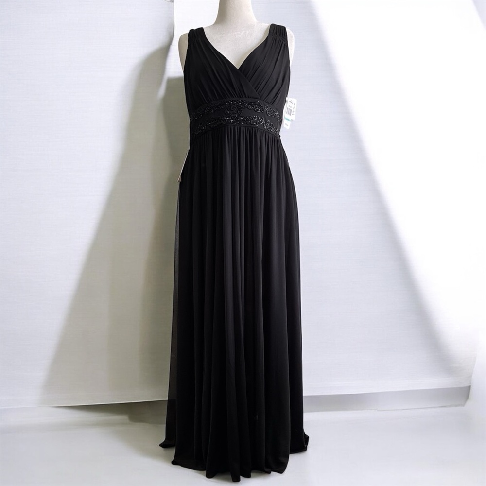 Elegant, black evening gown, beaded waist, size 16 - Nordstrom NWT